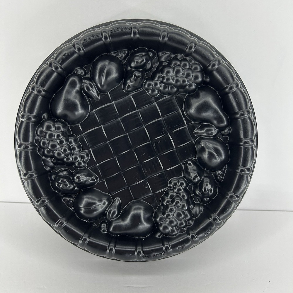 Nordic Ware Marianne Cake Pan Cast Aluminum Fruit Lattice Basket Weave 10 Cup